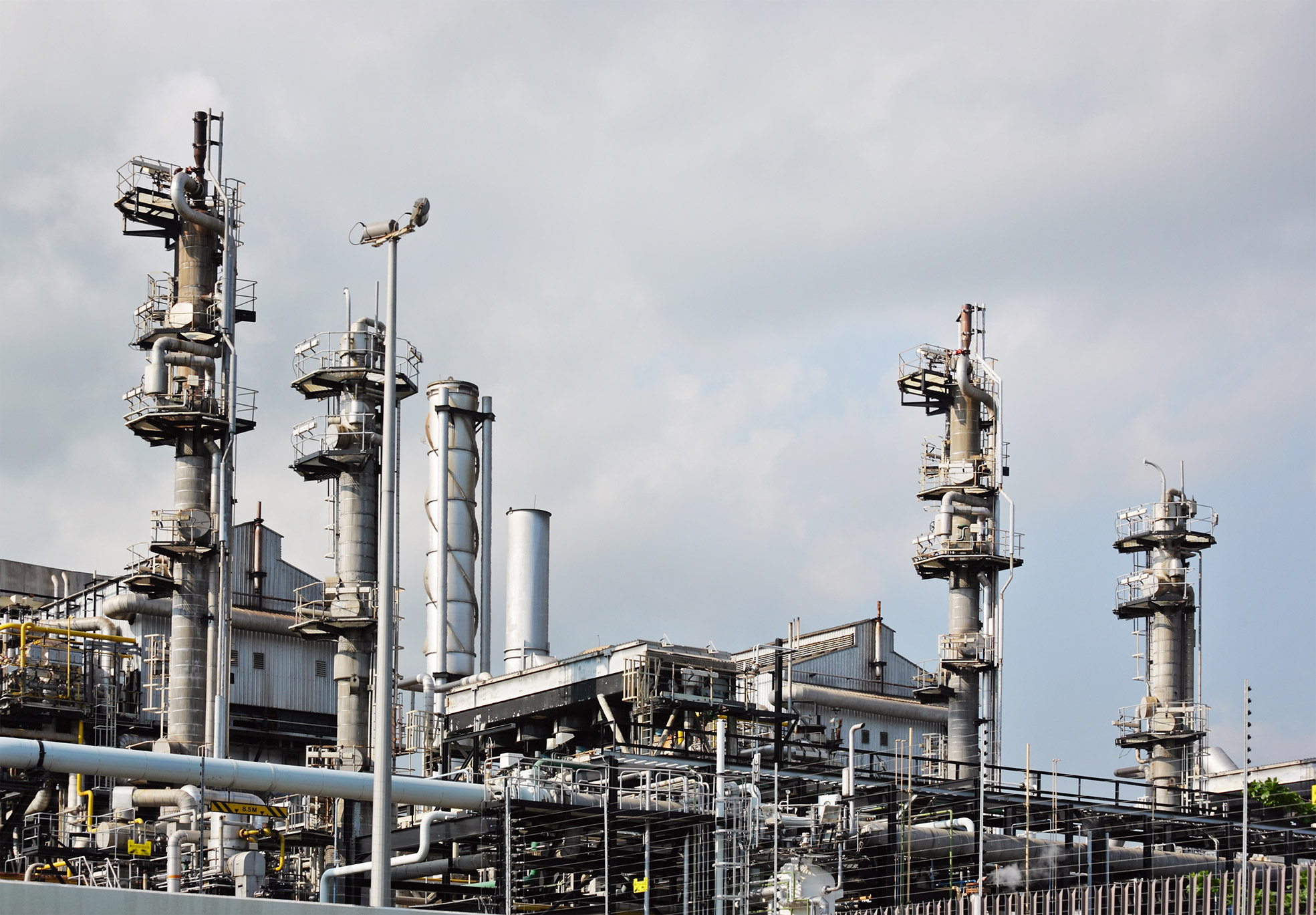 Liquefied natural gas